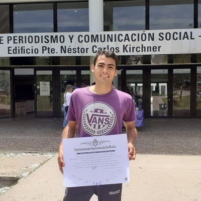 Licenciado en Comunicación Social (UNLP). Cronista en @InferioresP. Calamaro y nada más.