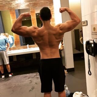 2manytwochewsf1's profile picture. I have to become famous before getting accepted:/