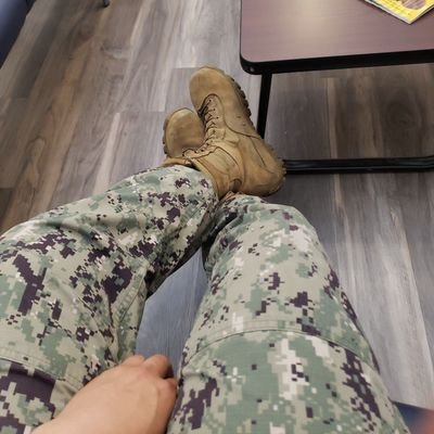 Gay Military, 18+. just here to have fun, DM's open