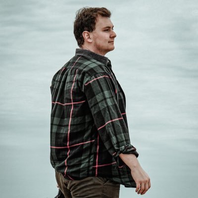 esports_grandpa's profile picture. bi he/him / pro photo & video / my own opinions and not endorsements, blah blah