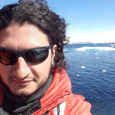 juantlasso's profile picture. PhD Oceanology 
🌊🏄🏻‍♂️