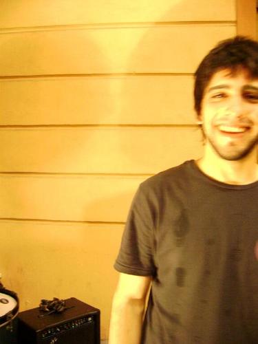 ezeguitarra's profile picture. 