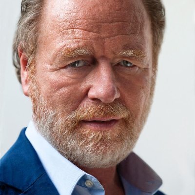 simonannand's profile picture. Theatre photographer. My new book 'Time to Act: An intimate photographic portrait of actors' is available now #TimeToActPhotos 🎭📸