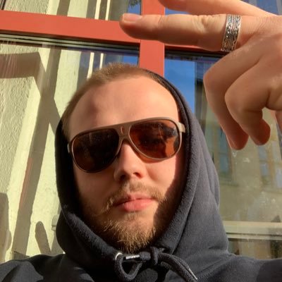 uforandret's profile picture. 