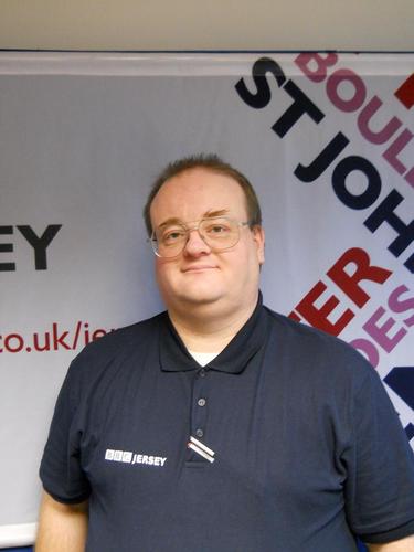 Each Sunday afternoon from 2.00 I play your requests on BBC Radio Jersey. 88.8 FM & 1026 AM, online at https://t.co/RW5JUwi41L and Listen Again for 30 days