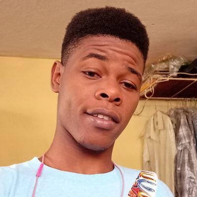 RobensJean8's profile picture. Je suis spéciale parceque je respect les gens de mon entourage