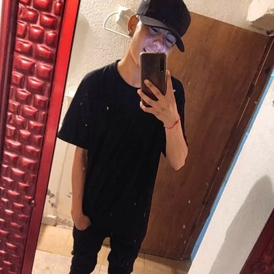 CsarSnchezGarc2's profile picture. 