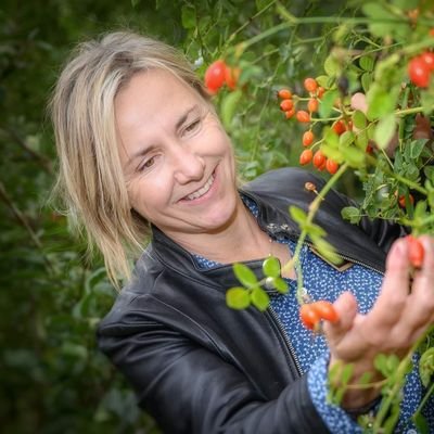 specialist preserve maker, forager, cook,international food judge, UKGB ,Academy of chocolate & Itqi. Its only when I cook does the universe make any sense.