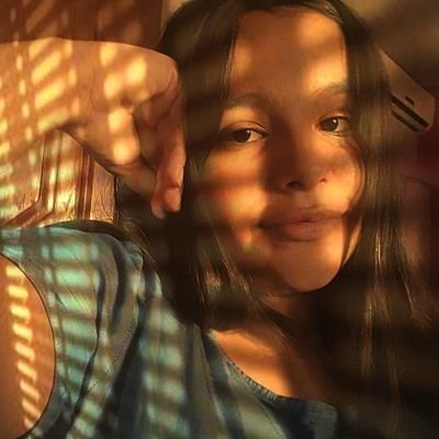 LavaredaYasmim's profile picture. 🍃this city's gonna break my heart 🍃