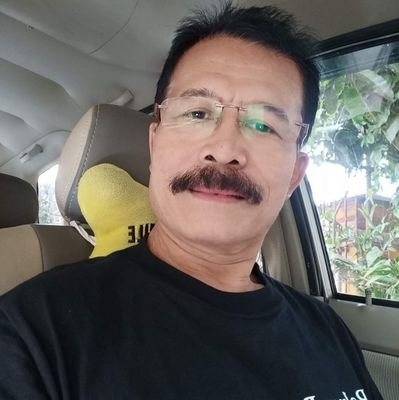 QiM09HKN63tez9E's profile picture. 