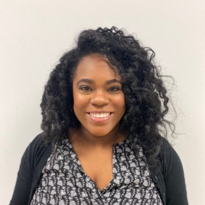 MelanatedMarSci's profile picture. Black marine scientist | ocean avenger | diver | PhD student | studying climate change impacts on 🦪 & 🦈 along the GA coast | tweets=mine #blackinmarinescience