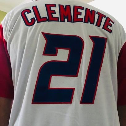 Fan of all teams Puerto Rico and Washington, DC. Nationals season ticket holder.