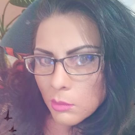 Hola que tal, mi nombre es Montzerrath, soy chica transexual, tengo 30 año, originaria de iztapalapa cdmx y radico en apizaco tlaxcala..