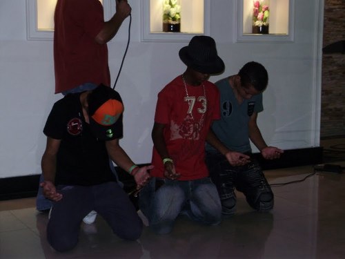 somos a banda anzi ROCK 'N ROLL PARA CRISTO