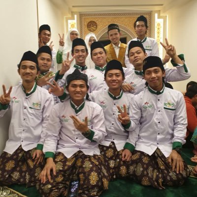 Berbakti kepada kedua orang tua