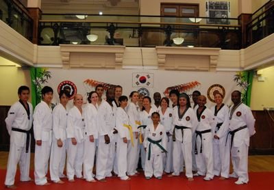 Traditional Taekwondo Club in the heart of London. We offer Sparring, Patterns and self Defense with locks throws grappling in Groups or One2One Sessions.