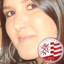 Advogada, alvirrubra e muito feliz.