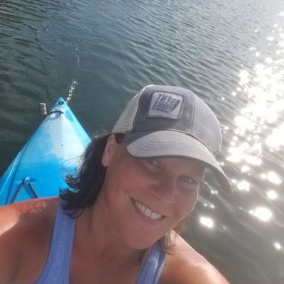 tnh7100's profile picture. never too old to chase that dream