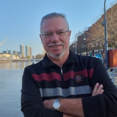 ZeLuizMiranda's profile picture. A new world needs new leaders