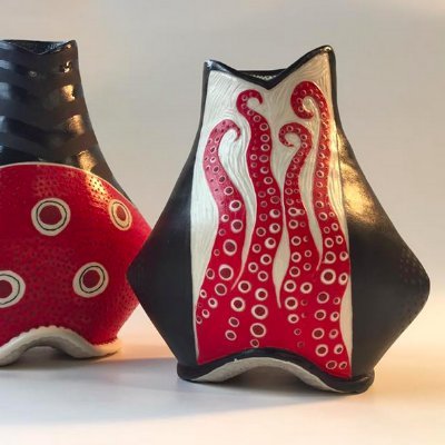 Studio potter at Mudflat Studios in Somerville, MA