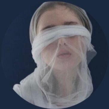 La_T5leene's profile picture. سنتجاوز الفقد حتماً عنا ، ولكن كيف نقاوم الأربعين شبيه الذين يواجهوننا عند كُل منعطف نسيان! كيف نقاوم أصواتاً تشبه أصوات غائبينا ،،،!!” #عايض_مبارك_القحطاني