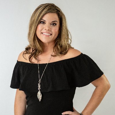 ⭐ I Create Thought Leaders ⭐ by brining out the thought leader in YOU! LIVE Shows, Podcasts, Video, Sales Funnels, Social Media, Ads and all things MARKETING