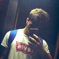 E (@pive10_vcf) 's Twitter Profile