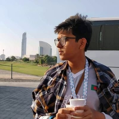 AbGeekRar's profile picture. Economics fanboy, STEM too. Wannabe polymath and polyglot.
@BrownUniversity '28