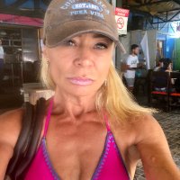 Robin Shackelford - @RobinShackelfo8 Twitter Profile Photo