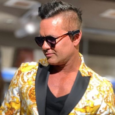 sartorithomas1's profile picture. Singer Songwriter