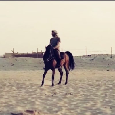 شيأ لم تراه بعينك لا يحق لك الحديث عنه 😶