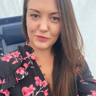 Snapchat:jasminelhealey Instagram:jasminelaurenhealey