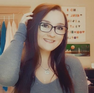 s_raineez's profile picture. 