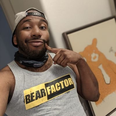 RahRahRaShard's profile picture. I reheat the fuck out of french fries.