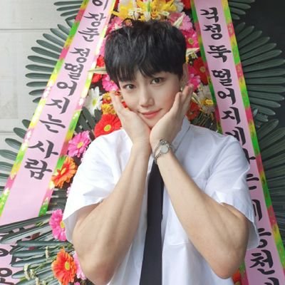 제가 좋아하는 장준이의 모든것을 저장합니다
장준앓이 심하게 하는곳
제가 놓친것이나 제보줄것이 있다면https://t.co/IFZV8qe3Gj여기로 제보주세요