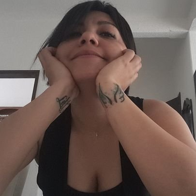 monica_brona's profile picture. just breathe