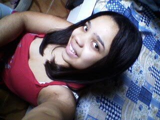 Yasmin Maciel-17-carioca-católica
http://http://t.co/38QVOLwy