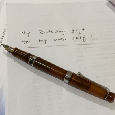 priyankbee's profile picture. Cogito, ergo sum