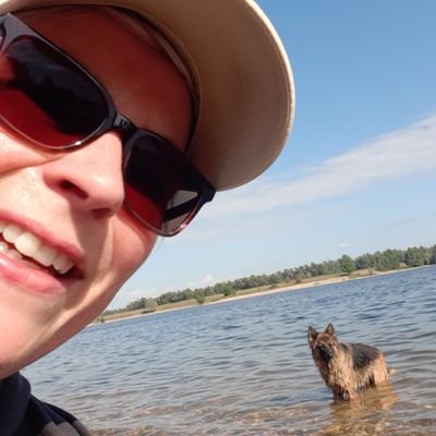 DeesMandjes's profile picture. Kinesioloog i.o., masseur, moeder van 2 geweldige kids en baas van een superhond. Helpen doe je met je hart en met niks anders. #ikbenervoorjou