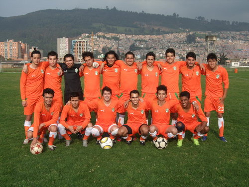 Equipo de amigos+futbol