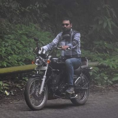 MUKUNDDWIVEDI's profile picture. 