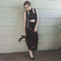 Alissa Ackerman 👗📚 she/they (@behindthecloth) Twitter profile photo