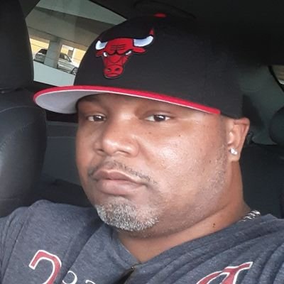 JamesHa70694254's profile picture. 