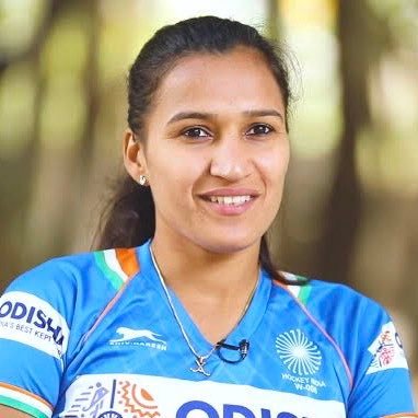 Member 🇮🇳 Women’s Hockey Team | Padma Shri| Dhyanachand Khel Ratna Award| Arjuna Award| World Games Athlete of the Year 2020. Email-rani.rampal94@gmail.com