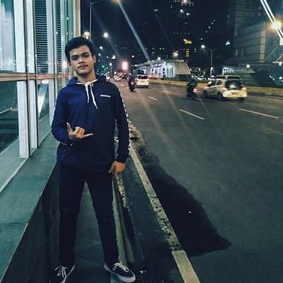 raflyabay's profile picture. Cita-cita ingin menjadi penulis terkenal.
Jangan merasa insecure dengan diri sendiri!