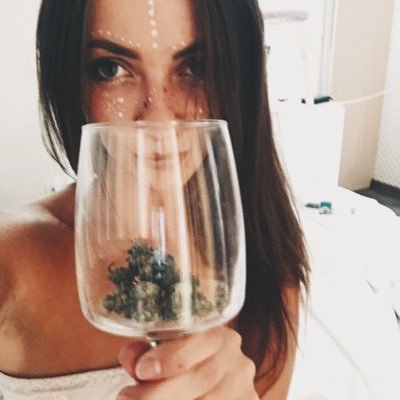 Feya_lb's profile picture. осторожно ⚡️ матюки