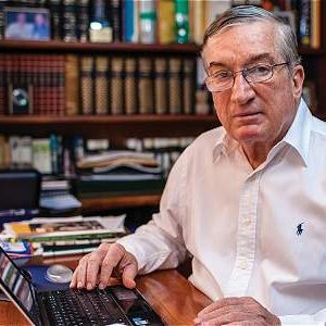 Cuenta parodia pero seria. Defensor de lo público y del empresariado antioqueño. ProGEA.