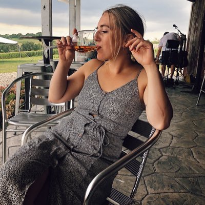 aljabes22's profile picture. Mediocre content at best