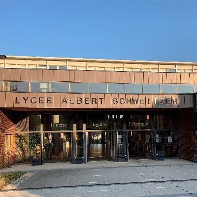 Lycée d'État Albert Schweitzer Lycée d'État Albert Schweitzer
