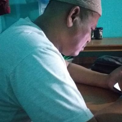 Edic04842292's profile picture. pintar